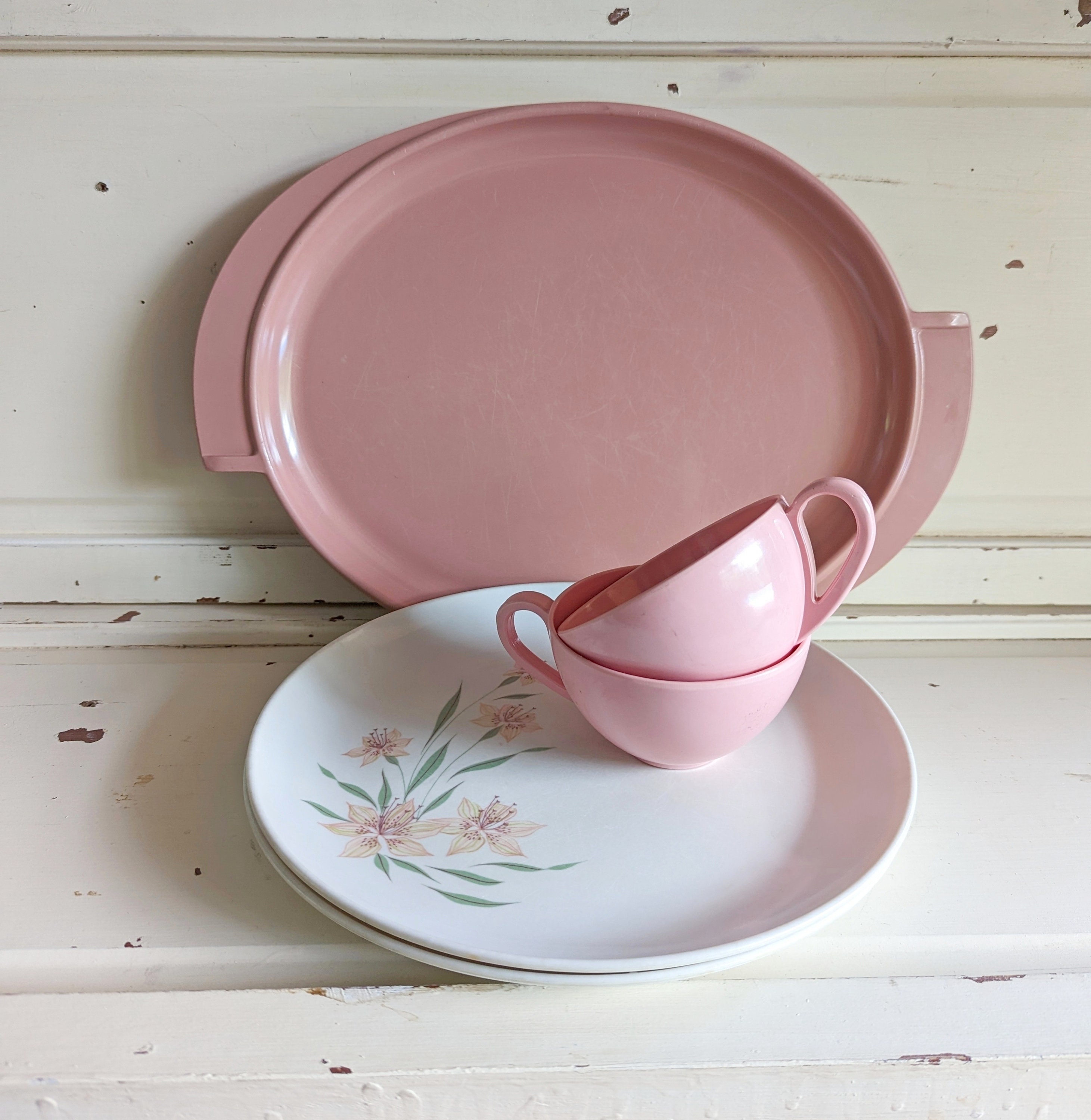 Pink melamine dinnerware hot sale