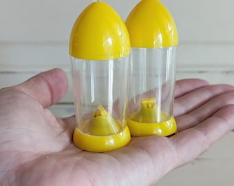 Vintage V. A. Kasin Molded Plastic Clear and Yellow Salt and Pepper Shaker Set | Stanley Ball Salt and Pepper Set