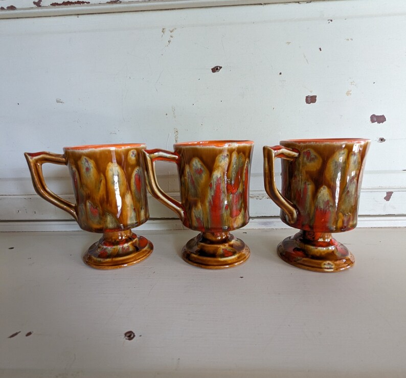 Vintage Seventies Coffee Mugs Pedestal Brown and Orange Splatter Design Ceramic Coffee Cups image 7