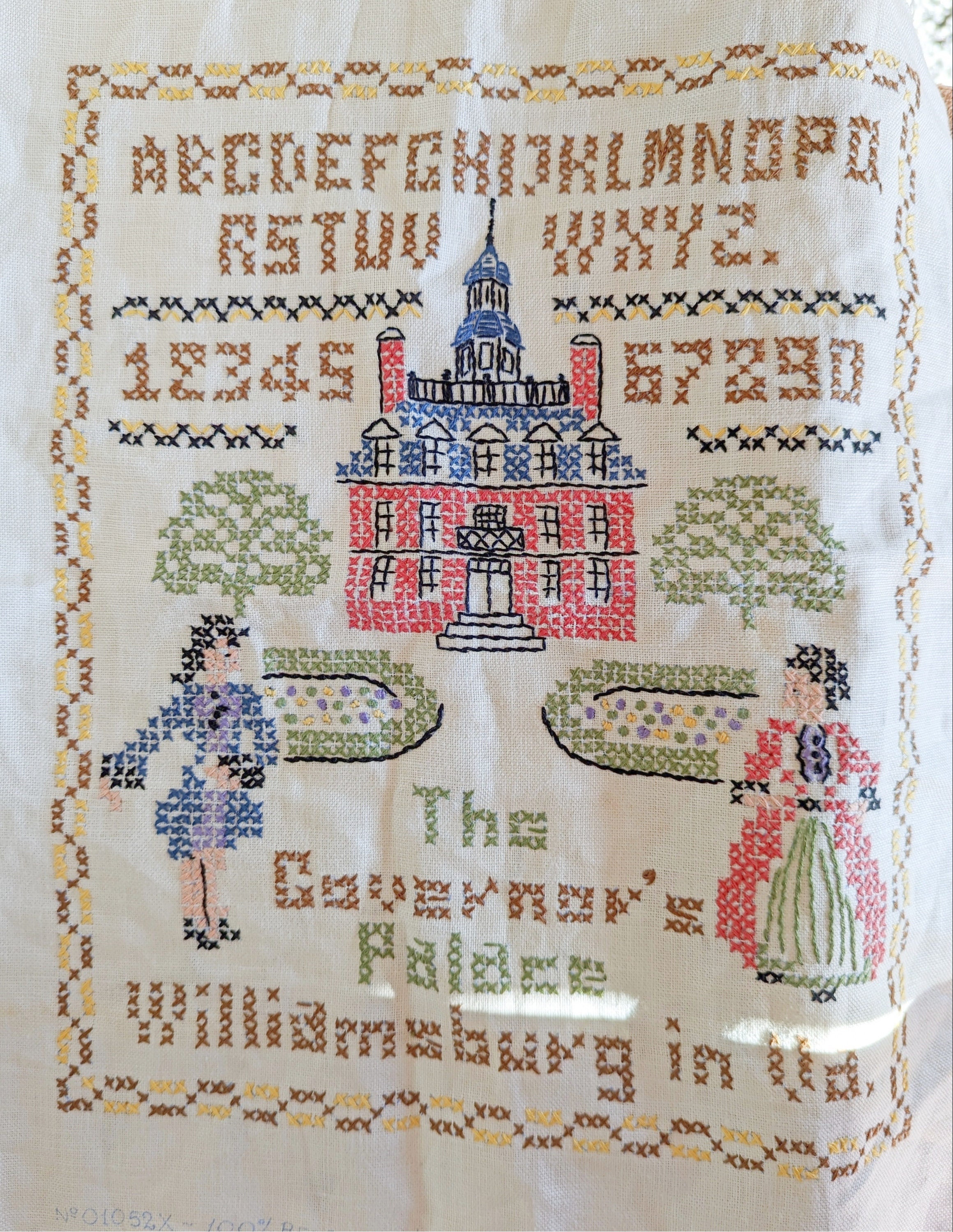 Colonial Williamsburg Vintage Sampler of Six Historic Buildings Cross