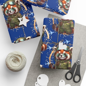 Papeles de regalo, papel de regalo de piloto de panda rojo, temática de aviación militar, embalaje de regalo único, cumpleaños para amantes de los pandas rojos, amantes de los animales