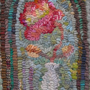 Karen Kahle's rug hooking and punchneedle embroidery PDF//Hotnail Vase image 2