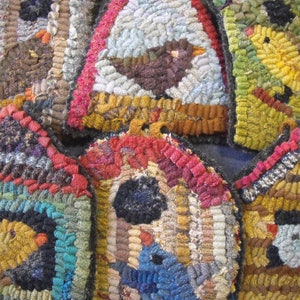 Birdhouse Patterns PDFs for rug hooking and punchneedle//birds in birdhouses//ornaments
