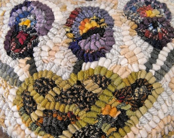 Flower Hearts PDF pattern set for rug hooking//pansy//roses//wildflowers
