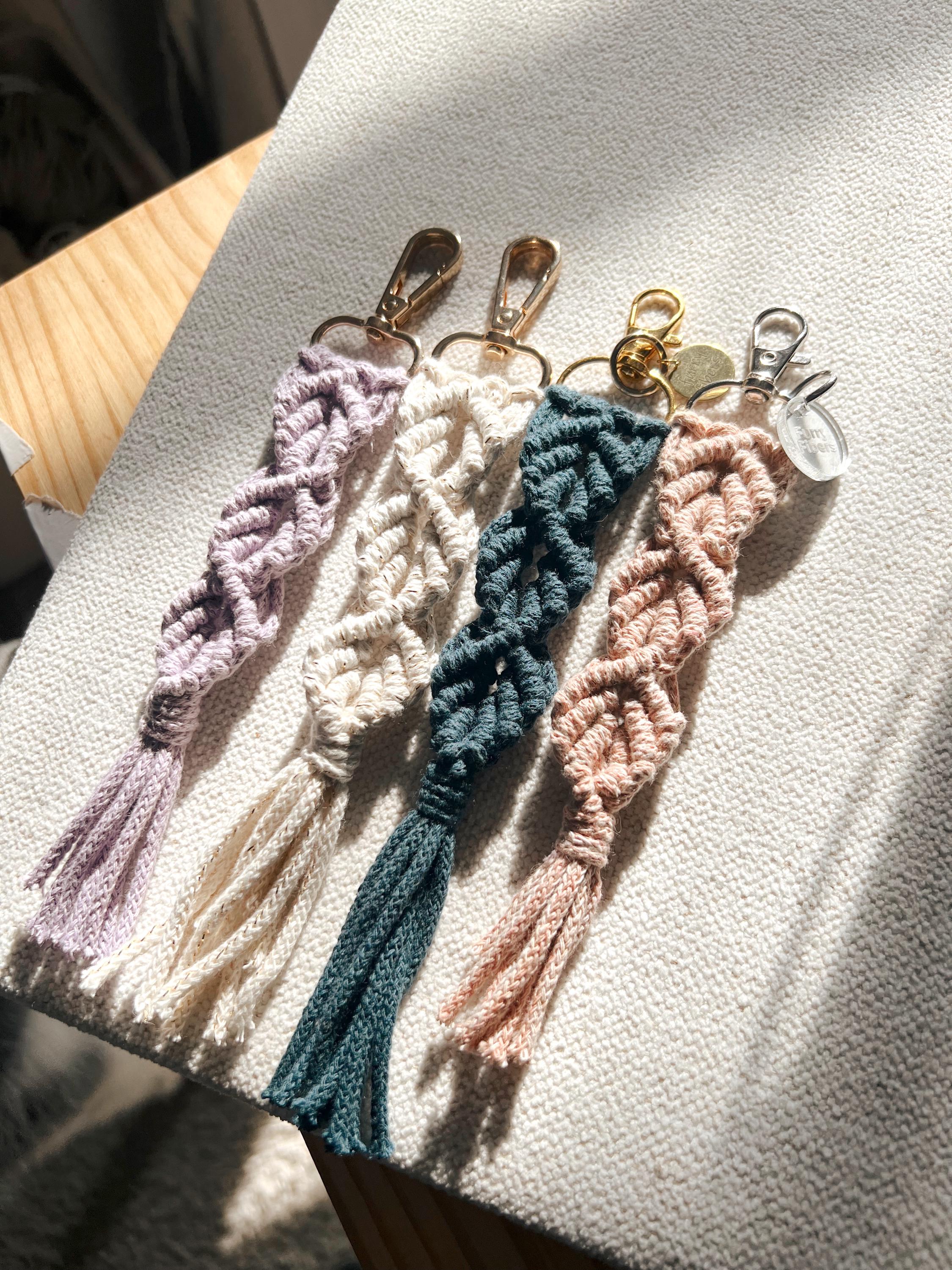 Macrame Keychain Pattern: DIY Video Tutorial (digital Download) - Etsy
