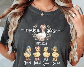 Koszulka Comfort Colors® Mama Goose, spersonalizowana bluza Mama, spersonalizowana koszulka z imionami dla dzieci, koszulka z napisem „Mama Est Year”, koszulka Family Goose