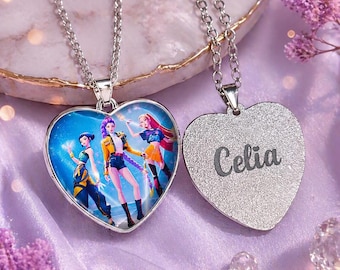 Collar con colgante de corazón personalizado para fans de Huntrix – Grabado láser