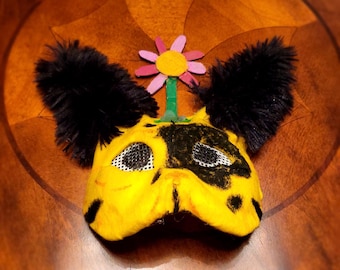 CatBee Therian or Furry mask.  (Not associated with Poppy Playtime)