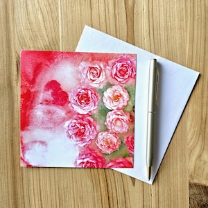 carte rose pour la fête des mères de bouquet de roses | Roses et pétales en forme de coeur | Carte de voeux florale | Photographie botanique de l'Okanagan | Cartes de Susan