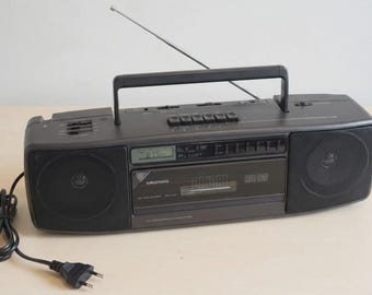 Grundig RCR 560 Radio Kassettendeck Vintage Ghettoblaster Retro Stereo Kassette Blockflöte Geschenk Idee Nostalgie