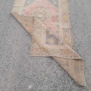 Vintage Turkish Oushak Wool Rug 3.10x7.0 Ft