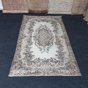 Vintage Turkish Area Rug 4x6: Beige Brown Medallion, Distressed Wool