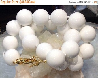 50% Mega Sale White Agate Gemstone Necklace Lovely!!!