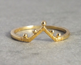 18k Solid Gold Chevron Ring: Beaded Stacking Ring, Alternative Wedding Band