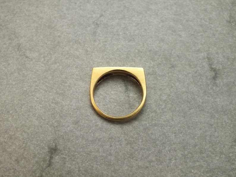 Signum diamond ring, 18k gold signet ring, intaglio ring, celestial ring, diamond signet ring, starburst diamond ring, engraved signet image 5