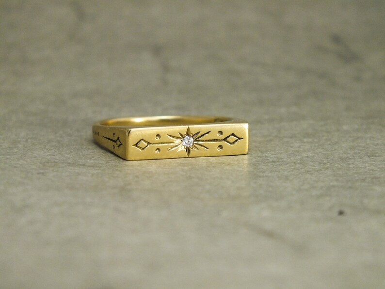 Signum diamond ring, 18k gold signet ring, intaglio ring, celestial ring, diamond signet ring, starburst diamond ring, engraved signet image 2