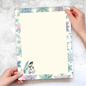 Articoli di cancelleria natalizia cristiana - Vergine Maria e Gesù bambino con bordo a fiocco di neve, carta digitale religiosa da scaricare, carta da lettere natalizia