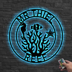 Cartello in metallo personalizzato con luce a LED, cartello per casa sulla spiaggia, cartello per barriera corallina, pesce, barriera corallina, cartello per acquario in metallo, decorazione per acquario, arte dei coralli, regalo per gli amanti dei pesci