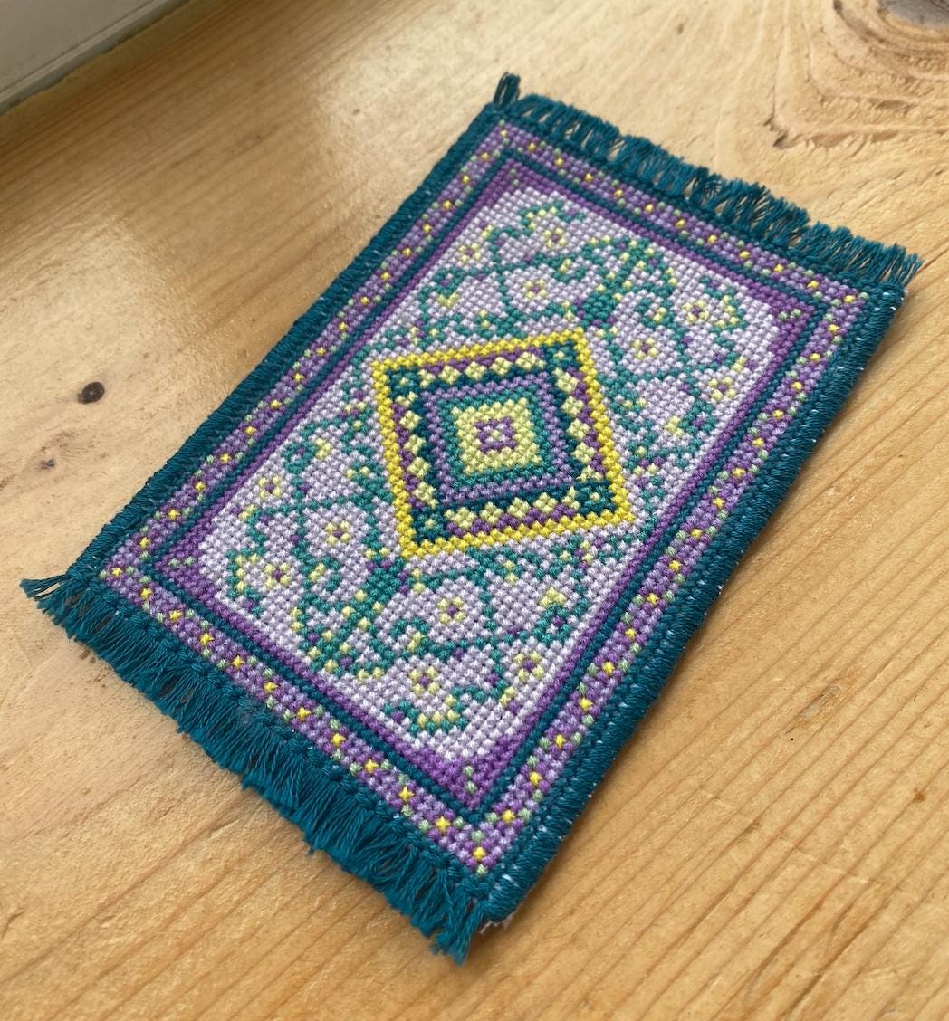 カントリー雑貨 刺繍縦型フレーム額 ・ボート♥️ラビットDOLL 15 Dollhouse Miniature Rug Cross Stitch Pattern - Etsy