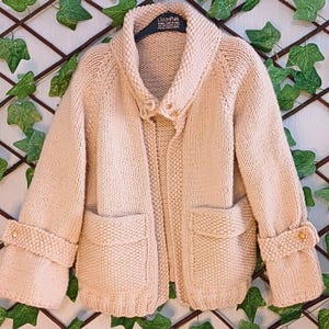 Women&#39;s Jacket&Cardigan,Hand-Knitted Oversize Ecru Wool Cardigan,Raglan Sleeves,Metal Gold Button&#39;s,Large Pockets Cardigan,Mothers day Gift