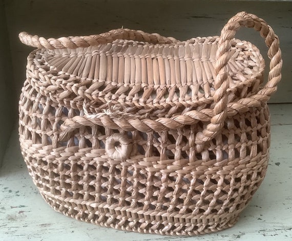 1950's Trendy - Wicker Basket/Handbag with Bark C… - image 1