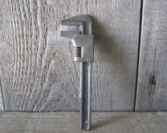 F. T. F. Cleve Adjustable Wrench - Item No. 893