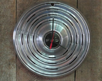 1969 Pontiac Hubcap Clock   no.1462