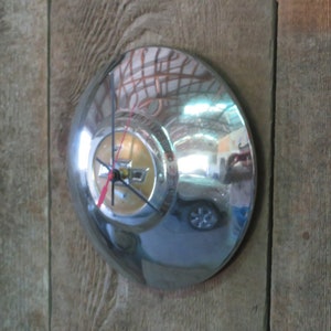 1950 Chevrolet Hubcap Clock Item No. 2757 image 2