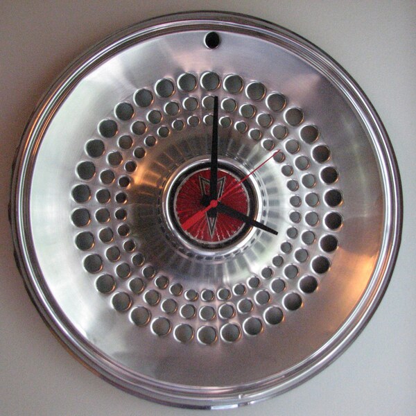 1977-78 Pontiac Firebird Hubcap Clock