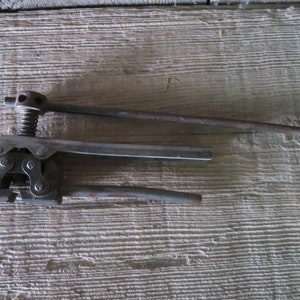 Motorcycle Chain Breaker - Item No. 601