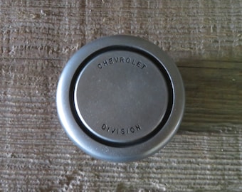 Chevrolet Truck Horn Button - Item No. 648