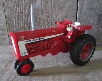 Farmall 706 Toy Tractor - Item No. 829