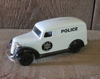 1938 Chevy Panel Truck Bank - Item No. 791