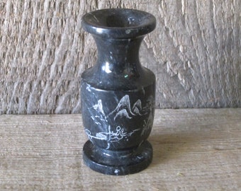 Etched Black Granit Vase - Item No. 821