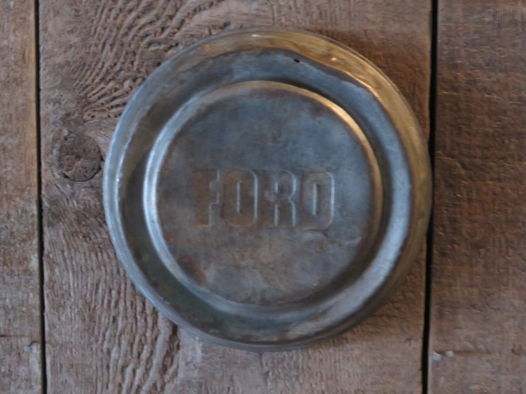 195759 Ford Truck Hubcap Item No. 736 Etsy