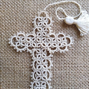 Natural Ecru Cross Faith Journal Bible Bookmark Tatted Lace Tatting with crochet thread Made to Order