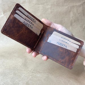 Cartera de cuero personalizada hecha a mano: billetera clásica de cuero genuino para hombre, regalo con nombre grabado personalizado