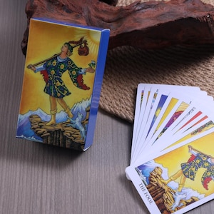TAROT RIDER-WAITE, Baraja de Tarot Artística: 78 cartas de Tarot dibujadas a mano para lecturas intuitivas.