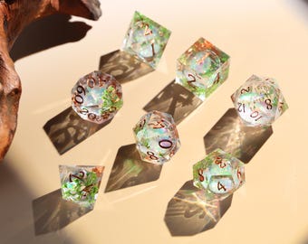 Forest - Inspired Resin Polyhedral Dice Set with Real Leaves, DnD dice, Dungeons and Dragons, RPG Dice, MTG Dice,DnD Gifts