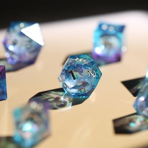Rainbow gradient dice,DnD Resin Dice Set, Polyhedral Dice, Sharp Edge Dice, RPG Dice, MTG Dice, Dungeons and Dragons,  Polyhedral Dice
