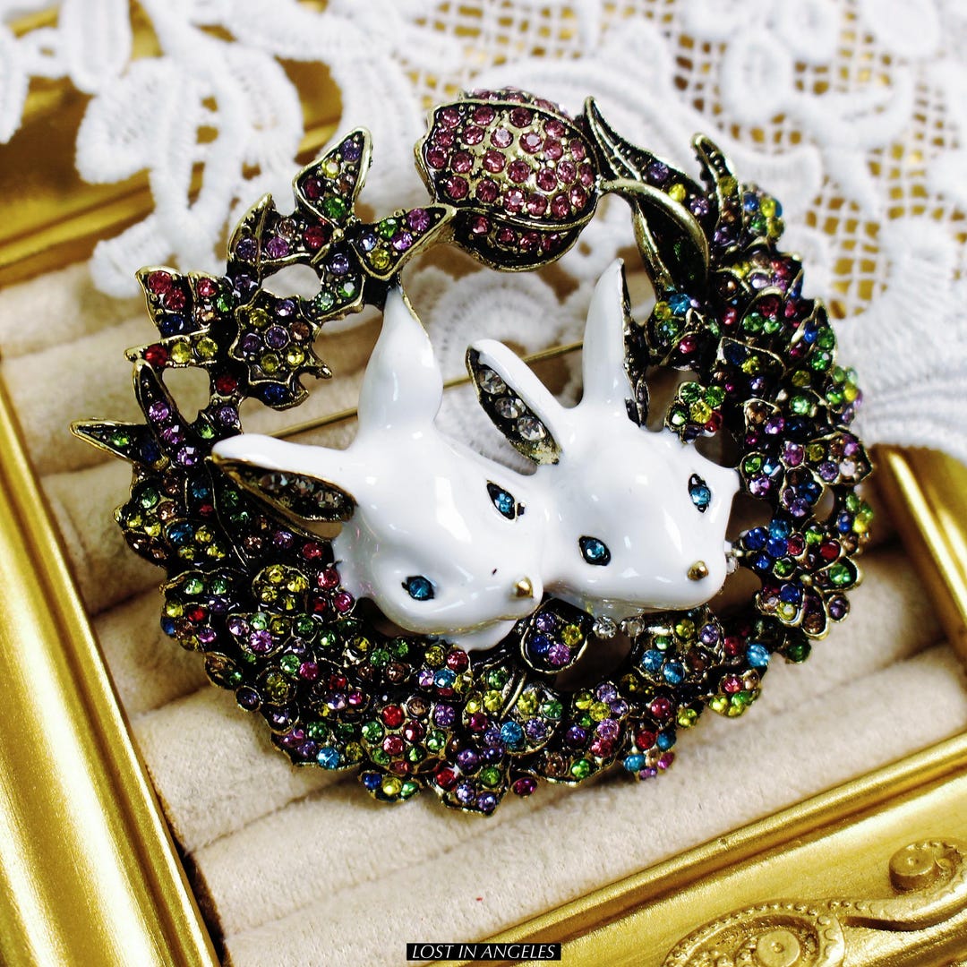 Vintage Style Enamel Double Rabbit Wreath Brooch | Pastel Floral Spring ...