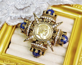 Figurale Portrait Kreuz Brosche, Lapis Lazuli, Antiqued Messing Kupfer, Gothic Renaissance Schmuck