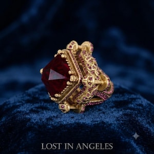 Bague cocktail style château vintage - Gros rubis et strass rose - Anneau ouvert ajustable - Cadeau d'exception