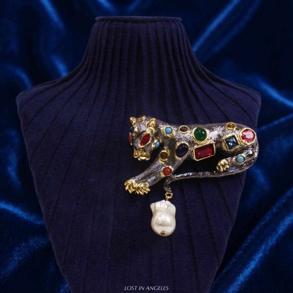 【大幅値下げ　未使用】スキャパレリのブローチ Schiaparelli brooch - Etsy 日本