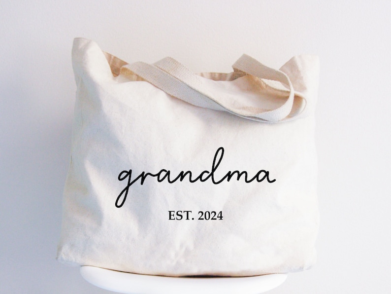 Custom Grandma Tote Bag, Personalized Gigi Things Gift Bags, Customized Nana Vacation Totes, Birthday Mama Holiday Bag, New Mom Shopping Bag, Birthday Grandpa Tote, Birth for Women Bags, Family Trip Bags, Best Friends Party Totes, Bulk Mom Group Bags