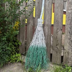 White and Metallic Green Witch Broom With Pendant, Halloween besom, Halloween Broom, Wedding Broom, Witch Broom Decor