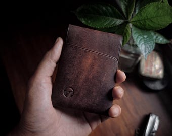 Handmade Slim Leather Wallet – Full Grain, Personalized Gift