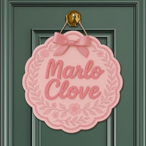 Chinoiserie Dorm Door Sign – Personalized Pink Floral Wood Name Plaque – Cute Girl Room Hanging Sign – Custom Dorm Decor, Preppy Name Plaque