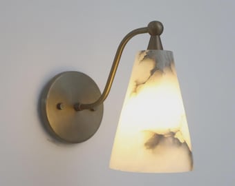 Alabaster Wall Sconce with Brass Arm Handmade Natural Stone Wall Lamp Modern Luxury Lighting