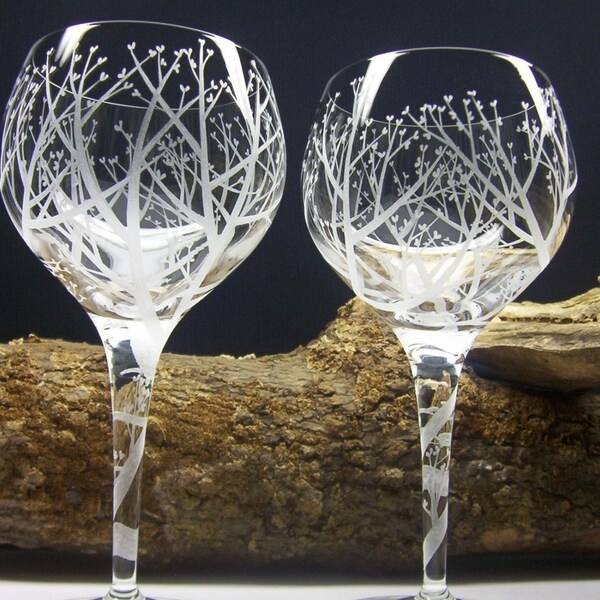 Tree Of Love Spiraled Stem . 2 Red Wine Glasses . Hand Engraved